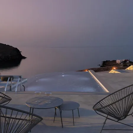 Mykonos Villas & Suites * Merchia Beach